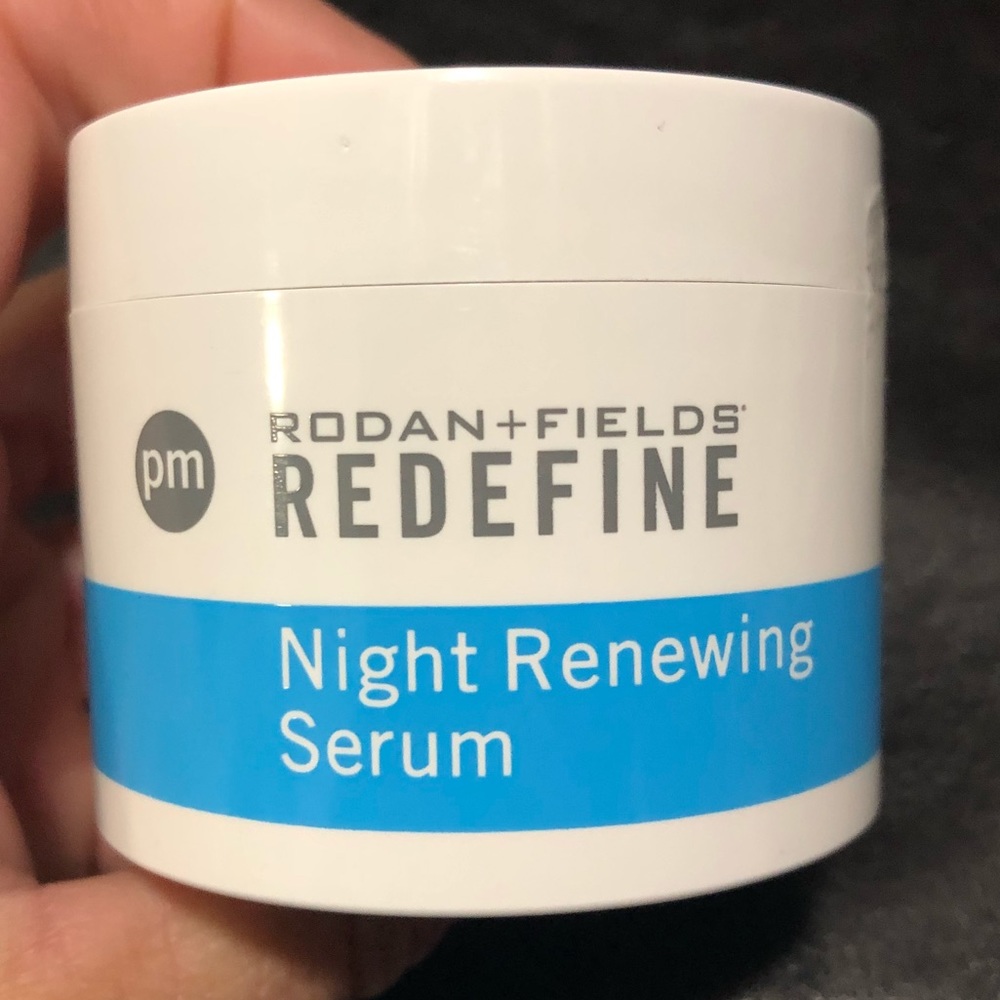 Rodan & Fields Redefine Night Renewing Serum PM
